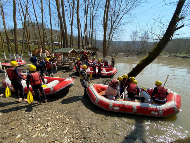 Melen Çayı'nda rafting sezonu açıldı