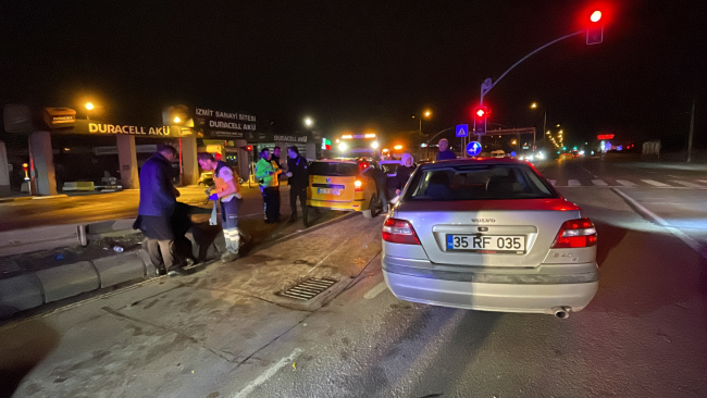 Kocaeli'de zincirleme trafik kazası: 4 yaralı