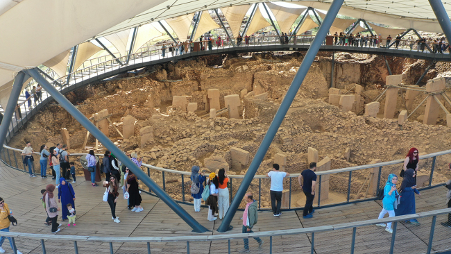 Göbeklitepe'de günlük ziyaretçi sayısı 10 bini aştı