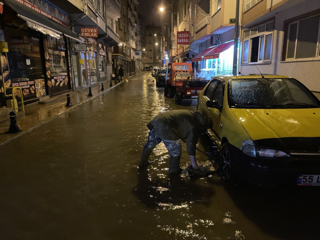 Sinop'ta sağanak etkili: Köy boşaltıldı