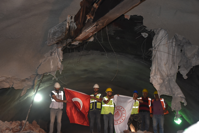 Bakan Karaismailoğlu: 100 yıllık kalkınma ihtiyacımızı 20 yıla sığdırmayı başardık