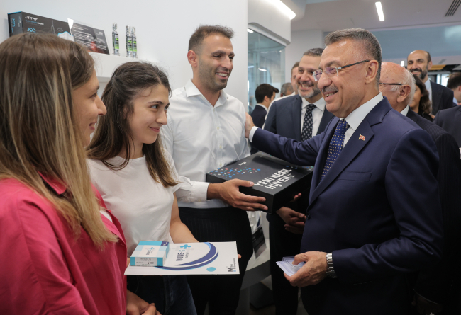 Cumhurbaşkanı Yardımcısı Oktay'dan Teknopark İstanbul'a ziyaret