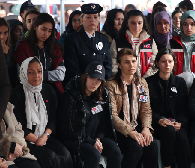 Bursa'da şehit olan polis memuru son yolculuğuna uğurlandı