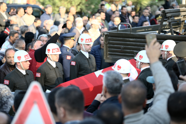 Şehit Mehmet Duman Adana'da son yolculuğuna uğurlandı