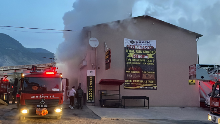 Karabük'te iş yerinde çıkan yangın söndürüldü