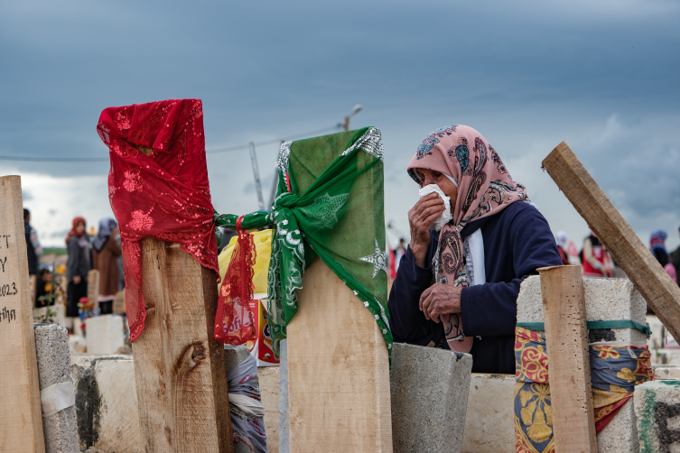 Deprem bölgesi bayramı buruk karşıladı