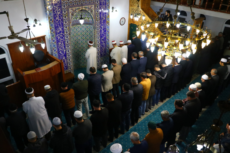 Diyanet İşleri Başkanı Erbaş, Tekirdağ'da 'Sabah Namazı Buluşması' etkinliğine katıldı