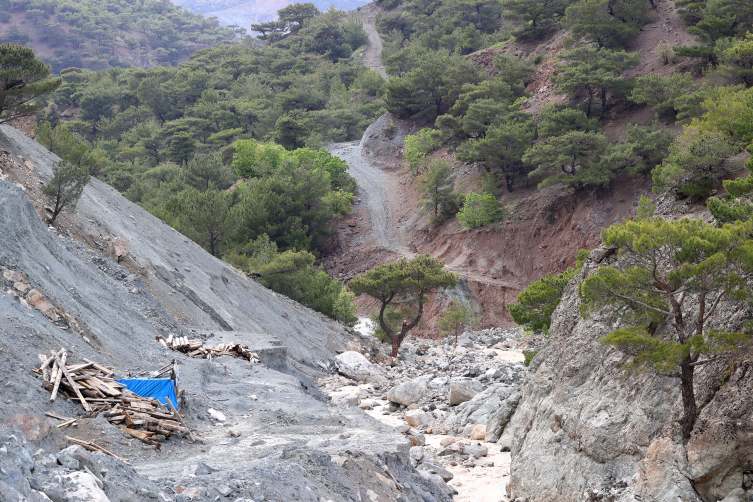 Krom maden ocağı depremde 1191'den 1179 rakıma düştü