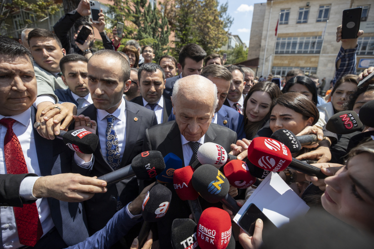 MHP Genel Başkanı Bahçeli oyunu kullandı