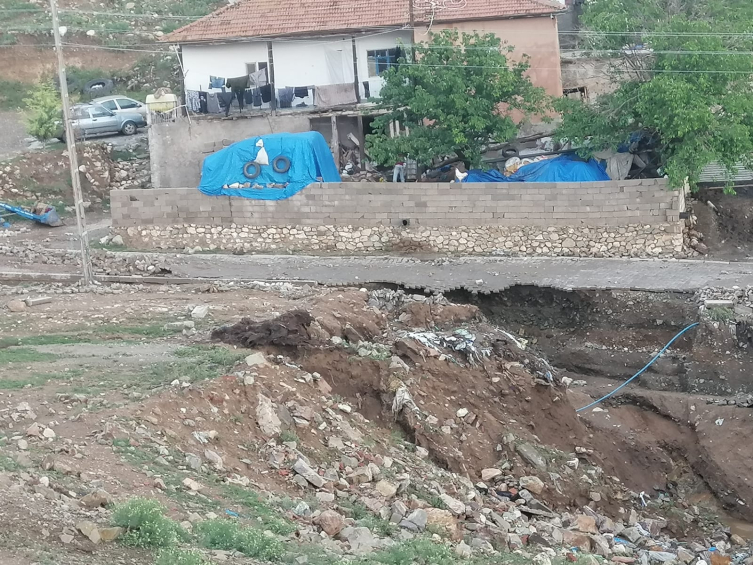 Kırıkkale'de sağanak nedeniyle dereler taştı