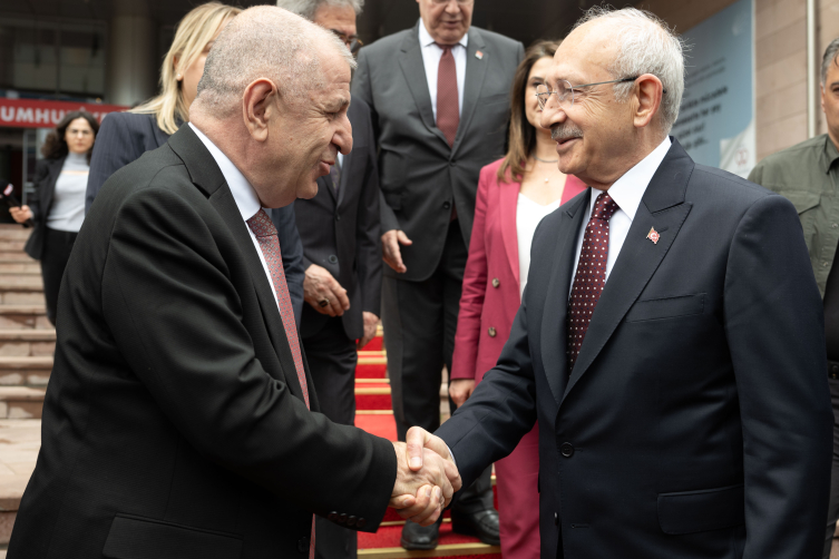 Ümit Özdağ, Kılıçdaroğlu'nu ziyaret etti