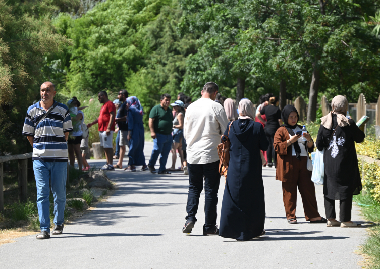 Bayramda İzmir Doğal Yaşam Parkı'na ziyaretçi akını