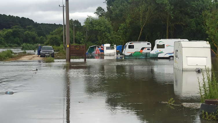 Kocaeli'de sağanak hayatı olumsuz etkiledi