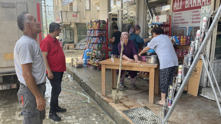 Sel sonrası Zonguldak'ta hayat normale dönüyor