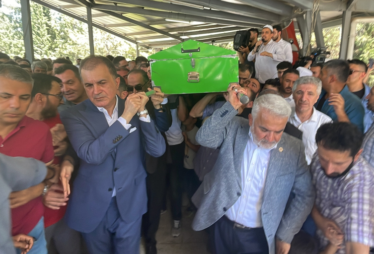 Adana'da HÜDA PAR'lı Sacit Pişgin'in cenazesi defnedildi