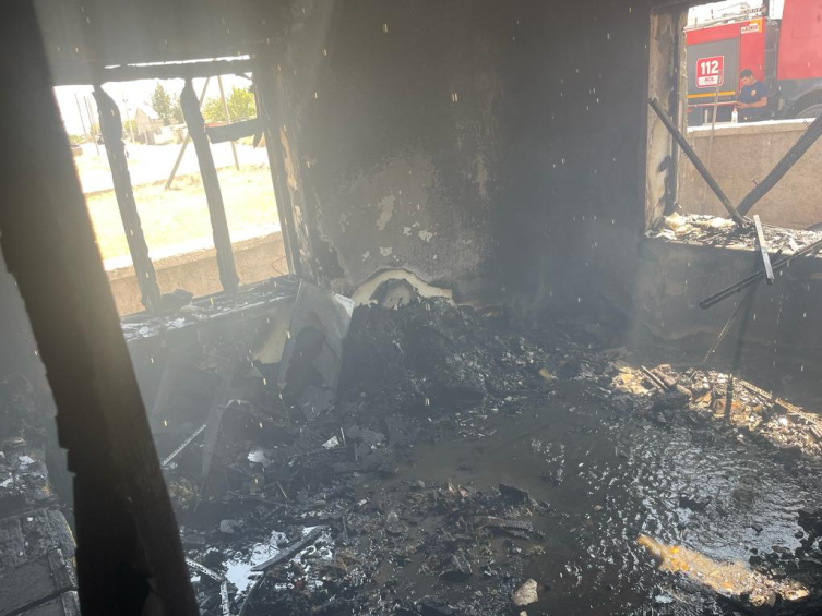Konya'da ev yangını hasara yol açtı
