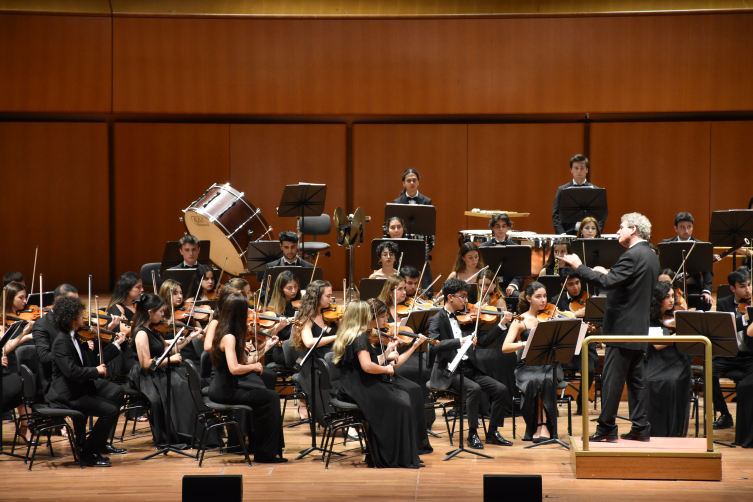 Türkiye Gençlik Filarmoni Orkestrası, Roma'da verdiği konserle beğeni topladı