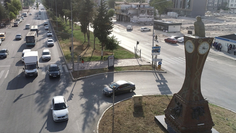 Adıyaman'daki sembol kule afetin yaşandığı saati gösterecek