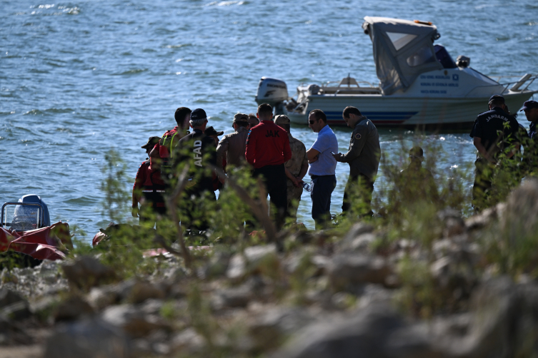 Düşen helikopterde bulunan 3 personelin cansız bedenine ulaşıldı