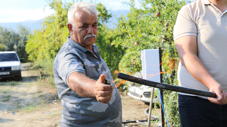 Antalya'da sondaj yapılan bahçeden gaz çıktı