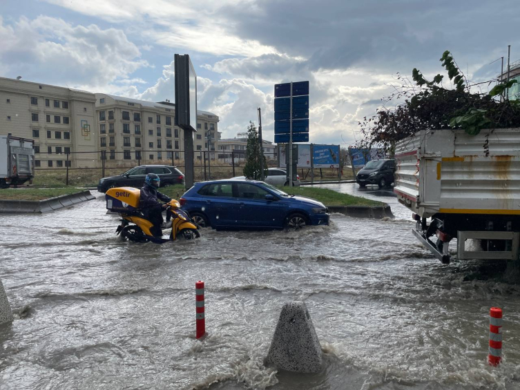 İstanbul için 'turuncu' uyarı: Sabaha kadar devam edecek