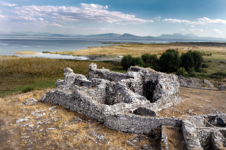 Çatalhöyük ve bölgedeki arkeolojik kazılarda binlerce yıllık tarihin izleri ortaya çıkıyor