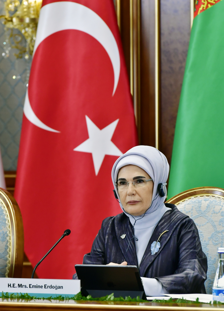 Emine Erdoğan: Nefreti zırh gibi kuşanmış bir devlet dünyamızı felakete sürüklüyor