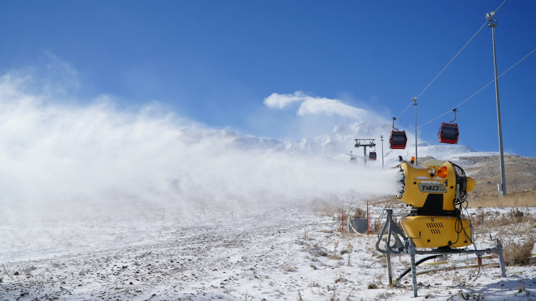 Erciyes Kayak Merkezi yeni sezon için gün sayıyor