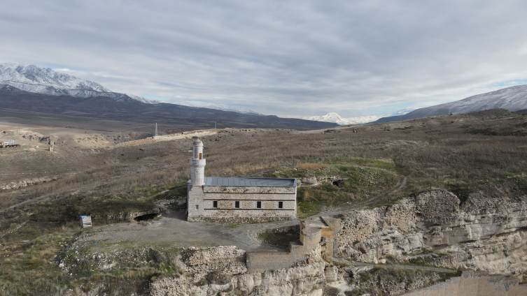 Erzincan'daki 800 yıllık cami ibadete açılıyor