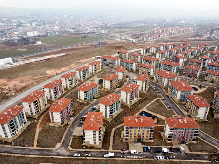 Elazığ'ın riskli yapı stoku TOKİ konutlarıyla ortadan kalktı