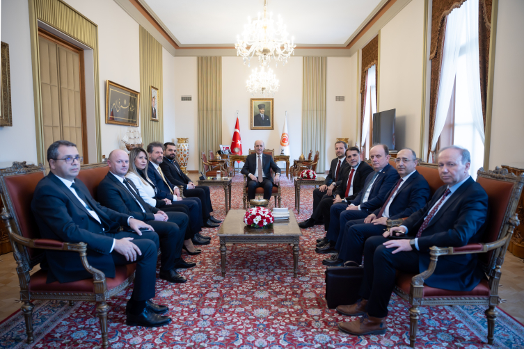 TBMM Başkanı Kurtulmuş, Kuzey Makedonya Adalet Bakanı Lloga'yı kabul etti