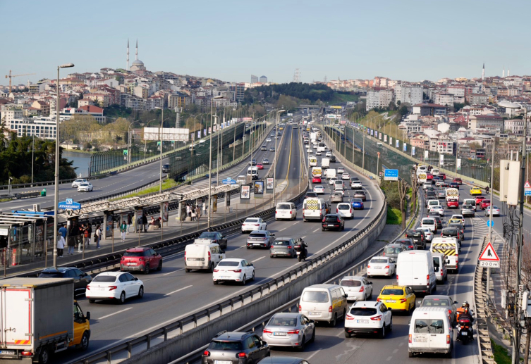 İstanbul'da bayram öncesi trafik yoğunluğu