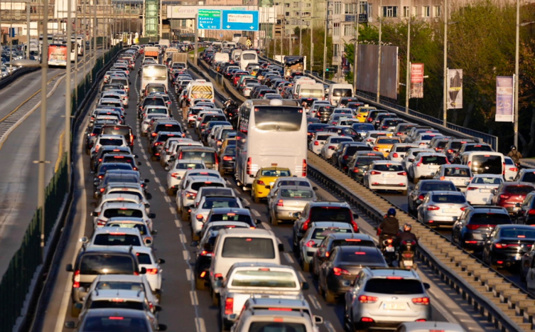 İstanbul'da bayram öncesi trafik yoğunluğu