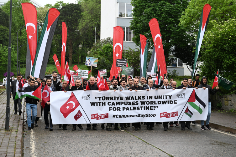 Trabzon'da üniversite öğrencileri İsrail'i protesto etti