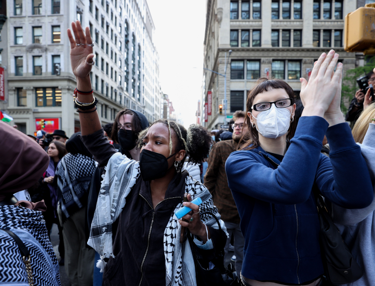 New York'ta üniversite öğrencileri ve aktivistler, Filistin'e destek gösterisi düzenledi