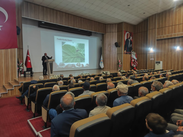 Samsun'da "Fındıkta Bitki Koruma Problemleri Konferansı" düzenlendi