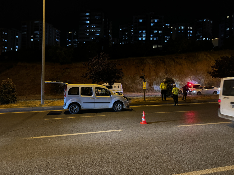 Kahramanmaraş'ta hafif ticari aracın çarptığı üniversite öğrencisi hayatını kaybetti