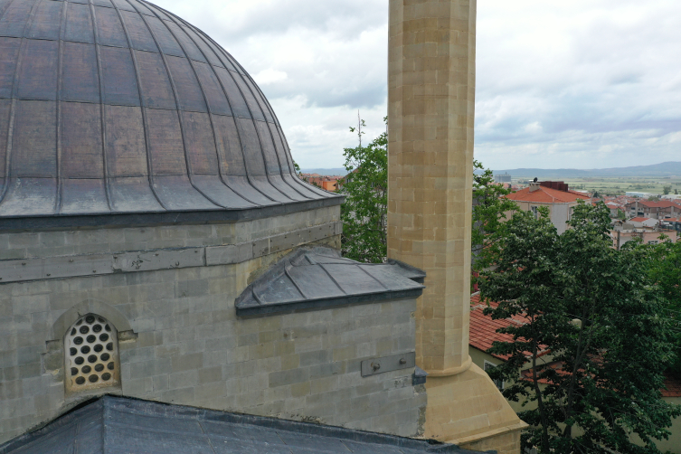 500 yıllık caminin restorasyonu için kapalı taş ocağı açıldı
