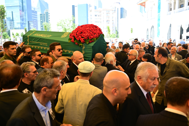 Cumhurbaşkanı Erdoğan, Özer Uçuran Çiller'in cenazesine katıldı