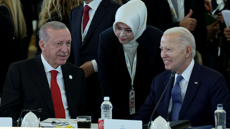 Cumhurbaşkanı Erdoğan G-7 Liderler Zirvesi'nde aile fotoğrafı çekimine katıldı
