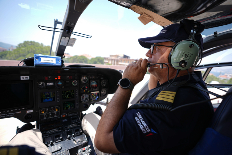 TSK'nın emektar pilotları hayat kurtarmak için yeniden havada