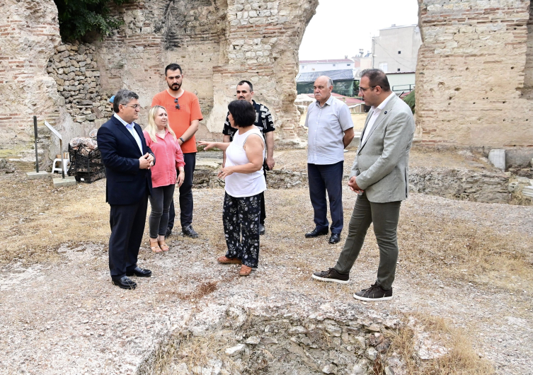 Binlerce yıllık eserlerin bulunduğu Balatlar Yapı Topluluğu'nda yeni sezon kazısı başladı