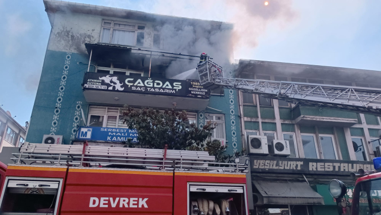 Zonguldak'ta kuaförde çıkan yangın söndürüldü