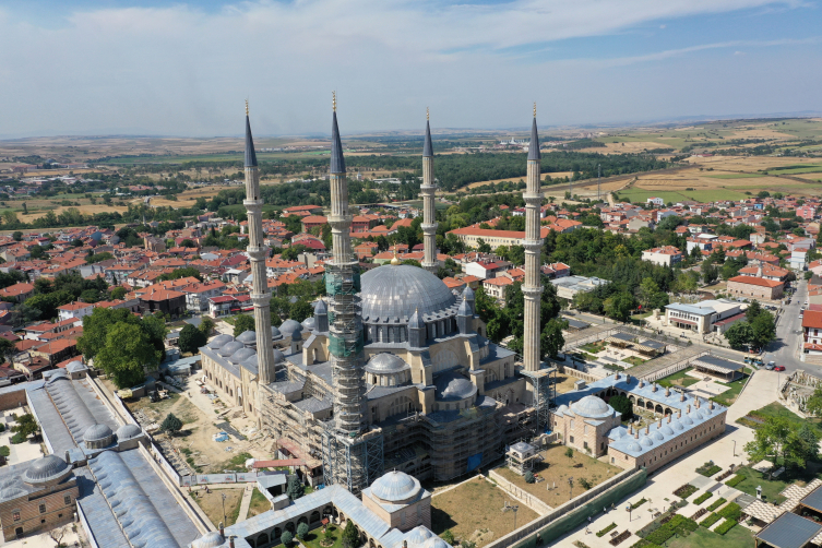 Selimiye'nin minarelerindeki restorasyon tamamlandı