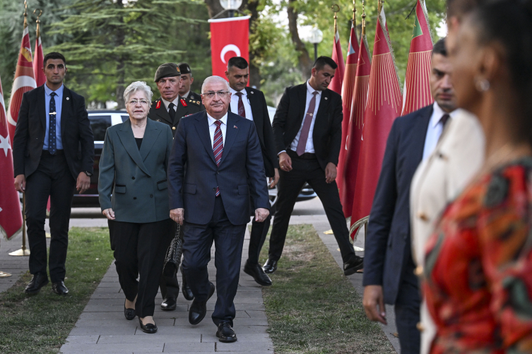 Bakan Güler: Kuzey Kıbrıs Türk Cumhuriyeti'nin meşru hak ve çıkarlarını korumakta kararlıyız