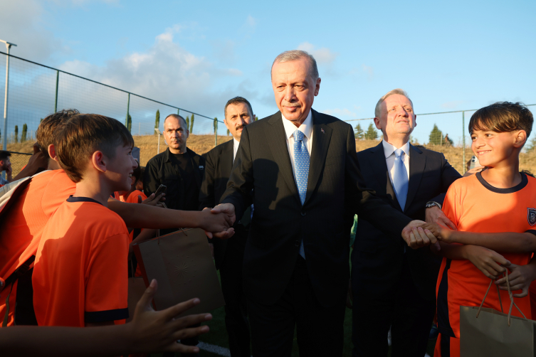 Cumhurbaşkanı Erdoğan: Futbola kavga ve ideoloji girmemeli