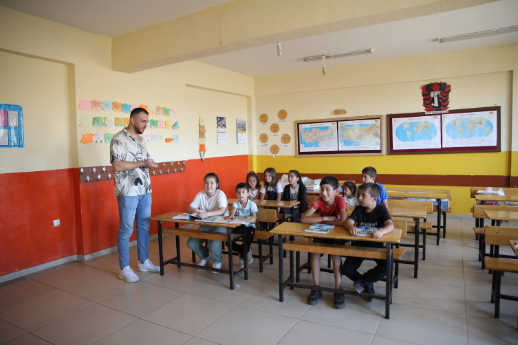 Öğretmen ve veliler el ele vererek okulları yeni döneme hazırladı