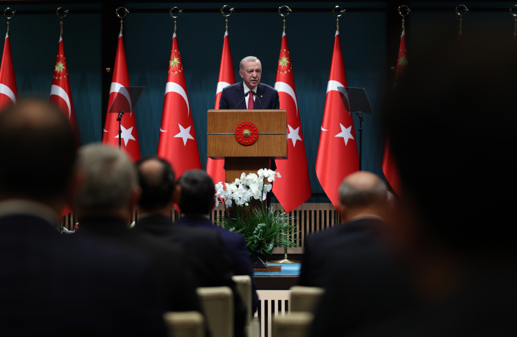 Cumhurbaşkanı Erdoğan: Ordumuz üzerinden siyasi hesap görülmesine müsaade etmeyiz