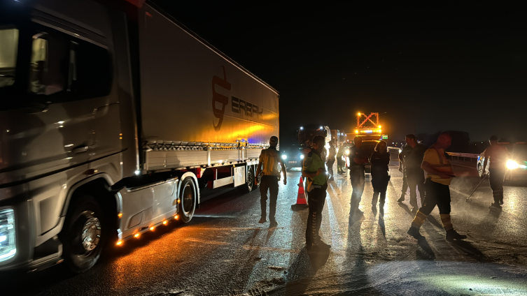 Bursa-İzmir Otoyolu'nda kaza: 1 ölü, 1 yaralı