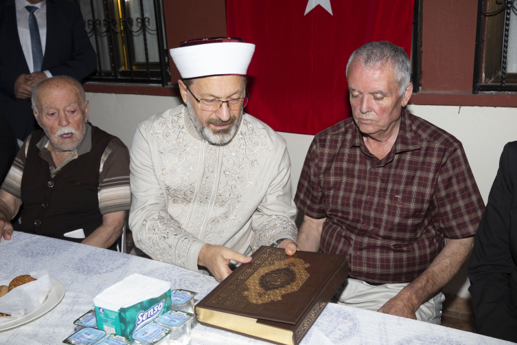 Ali Erbaş, soykırımcı İsrail'in katlettiği Ayşenur Ezgi Eygi'nin ailesini ziyaret etti